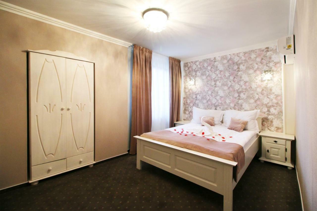 Select House Hotel Sibiu Exterior photo